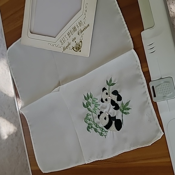 Panda bundle - Picture 5 of 5